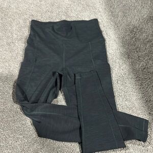 American Eagle Dark Gray High-Waisted Leggings